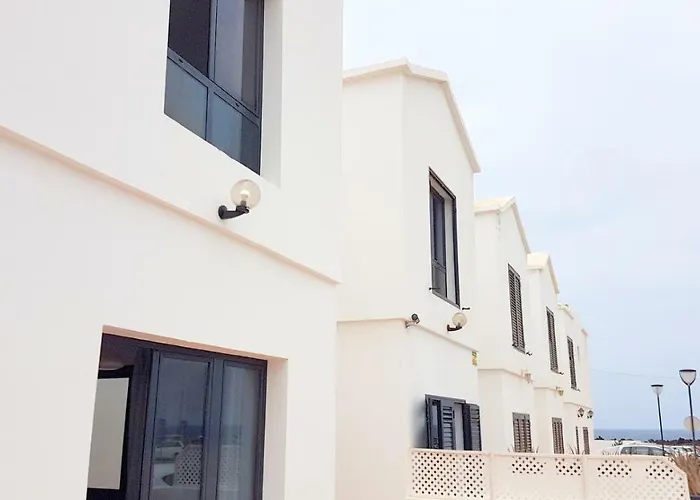 The White House Orzola